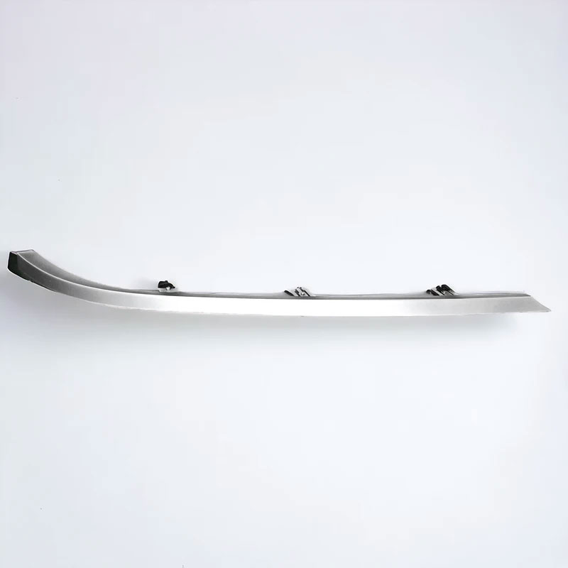 ابرویی چراغ جلو سمت راست پژو پارس نقره‌ای برند کروز